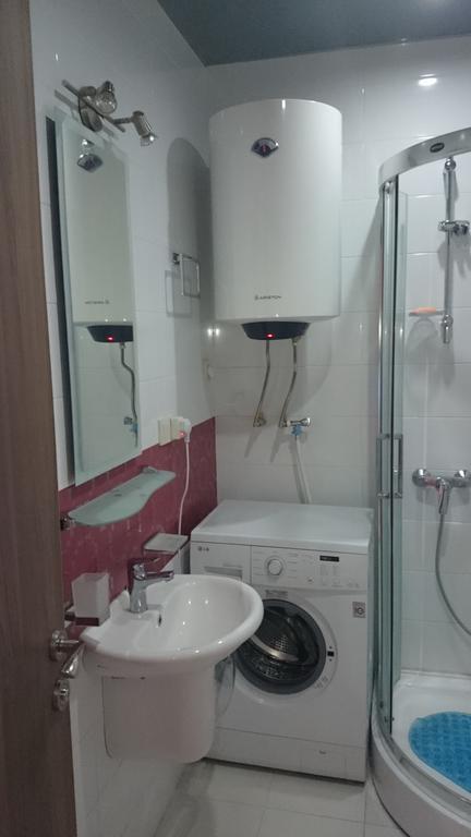 Apartments In Batumi With Sea View Esterno foto