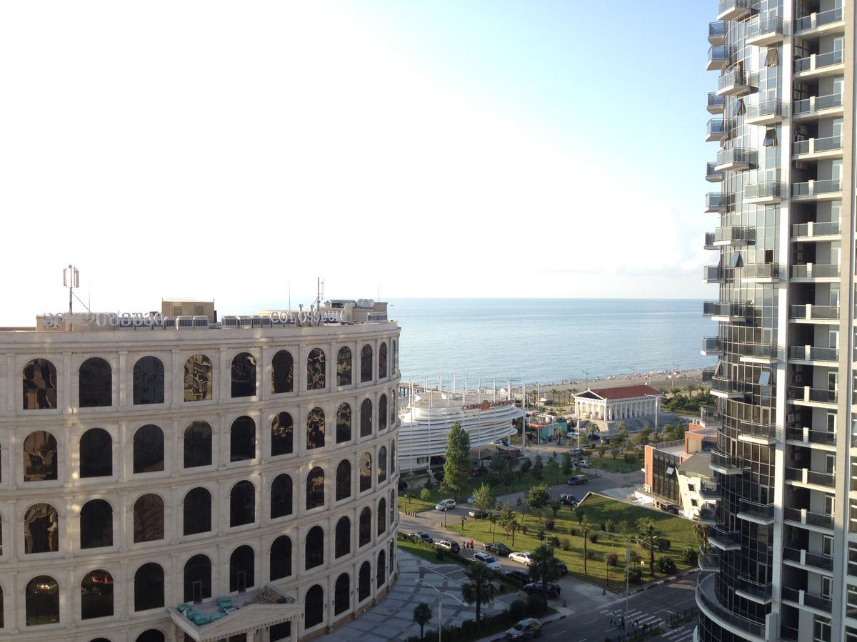 Apartments In Batumi With Sea View Esterno foto